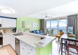 Condo, 2 quartos | Cozinha privada