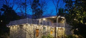 1B-Wild Heritage-101 N By bnbmehomes