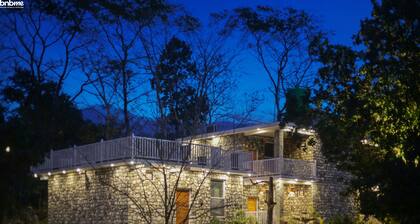 1B-Wild Heritage-101 N By bnbmehomes