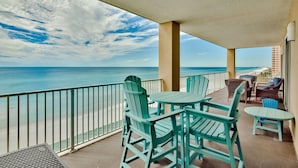 Condo, 4 quartos | Sacada