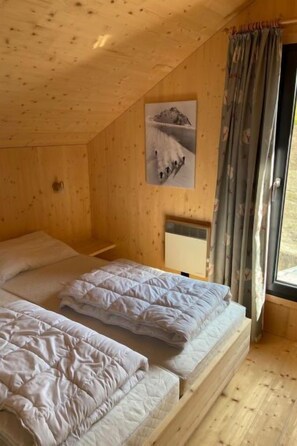 3 bedrooms, free internet