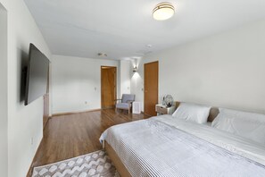 3 slaapkamers, een bureau, reisbedje, gratis wifi