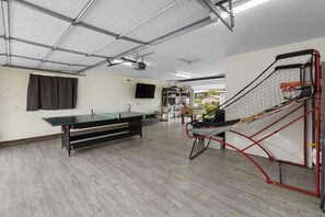 Spielezimmer