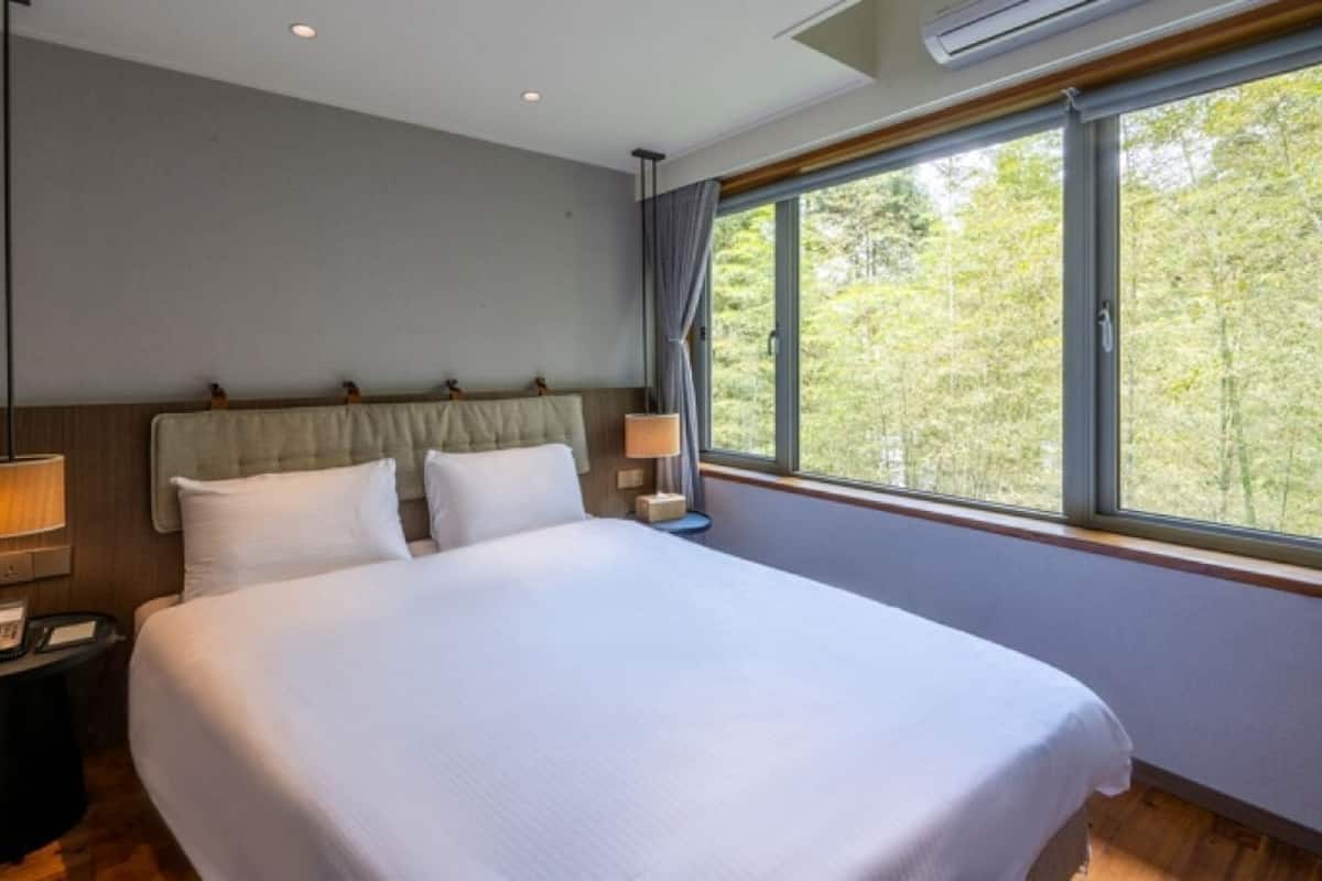 Elegant Double Room - Phenix Building