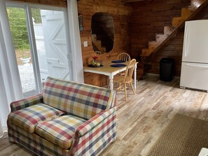 TV - Barters Island Cottage on the Rock (Boothbay)