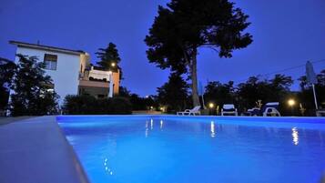 Piscina all'aperto