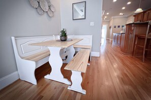 Condo, 3 Bedrooms | Dining