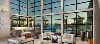 Entire House-Luxury 24hr Guard Gated Community 3B3.5B with Pools & EV Charging