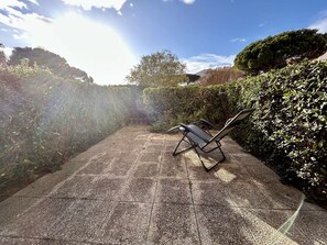 صورة غير مصنفة، 2 من 11، زرّ