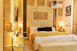 3 chambres, bureau, fer et planche à repasser, Wi-Fi gratuit