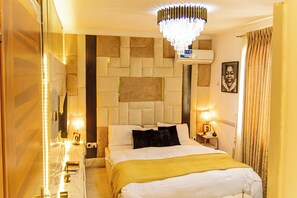 3 slaapkamers, een bureau, een strijkplank/strijkijzer, gratis wifi