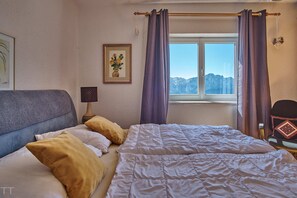 4 makuuhuonetta, ilmainen Wi-Fi, vuodevaatteet