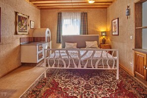 4 bedrooms, free WiFi, bed sheets - Your place to relax (Innerschwand am Mondsee)