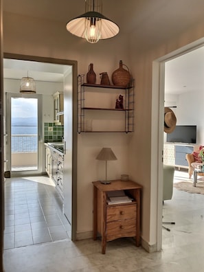 TV - Breathtaking views/standing/all on foot (Saint-Raphaël)