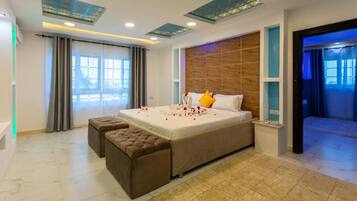 Roupas de cama antialérgicas, edredons de pluma, frigobar