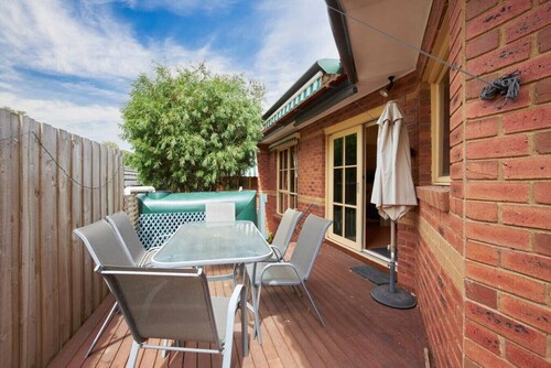 Spacious Balwyn Villa in Great Location