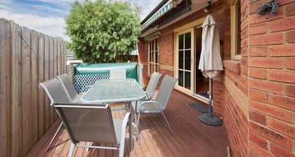 Spacious Balwyn Villa in Great Location