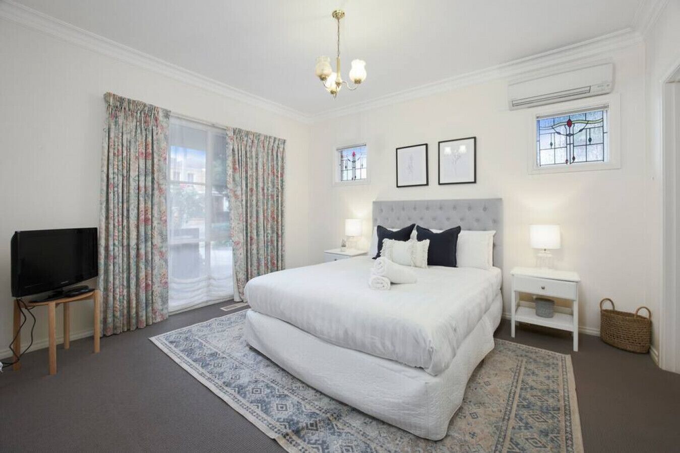 3 bedrooms, iron/ironing board, WiFi