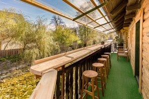 Outdoor dining - Captain's lodge (Bohinjska Bistrica)