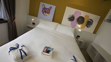 1 chambre, fer et planche Ă repasser, Wi-Fi gratuit, draps fournis