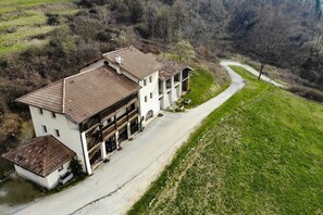 Esterni
