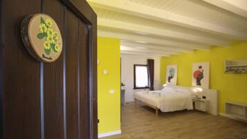 1 chambre, fer et planche Ă  repasser, Wi-Fi gratuit, draps fournis