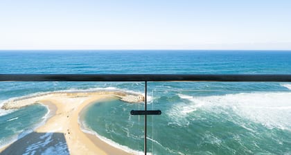 Urbanstay Sokcho Deungdae Beach