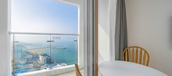 Urbanstay Sokcho Deungdae Beach