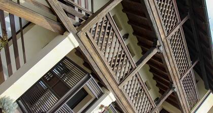 Purple - Room in nature with private bathroom