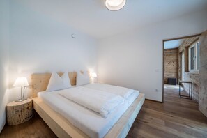 1 bedroom, free WiFi, bed sheets, wheelchair access