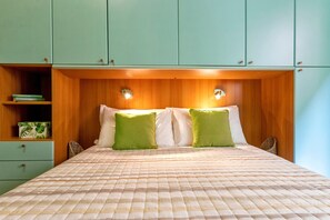 2 Schlafzimmer, Bügeleisen/Bügelbrett, Bettwäsche