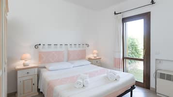 2 Schlafzimmer, Bügeleisen/Bügelbrett, Bettwäsche
