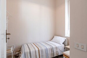 3 soverom, strykejern/-brett, wi-fi og sengetøy