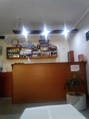 Bar (in der Unterkunft)