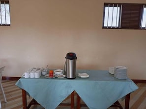 Free daily English breakfast - Gugga Resort (Soroti)
