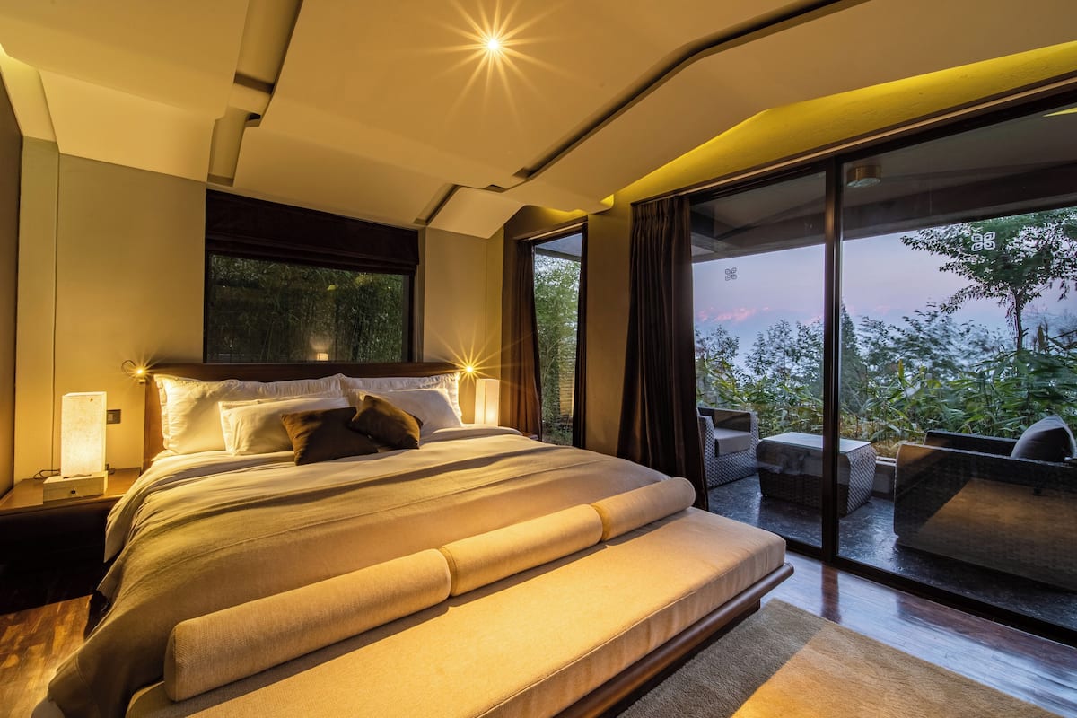 1 bedroom, premium bedding, minibar, individually furnished