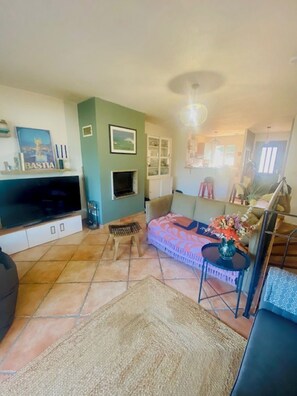 Living area - 5-person villa 100 metres from the beach (Saint-Florent)