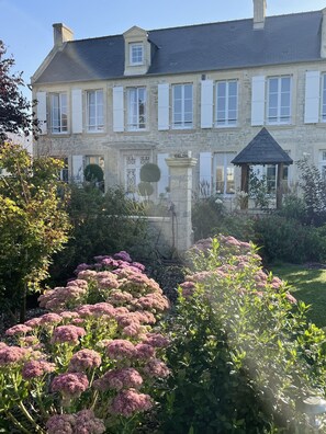 Exterior - Aurefees (Ellon)
