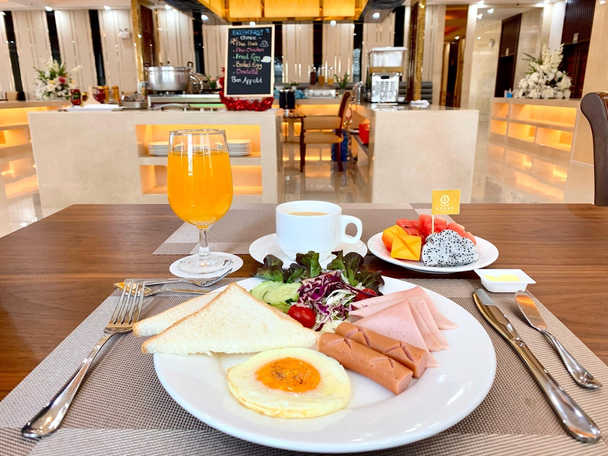 Daily buffet breakfast (USD 10 per person)