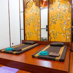 Couples treatment rooms, body treatments, massages