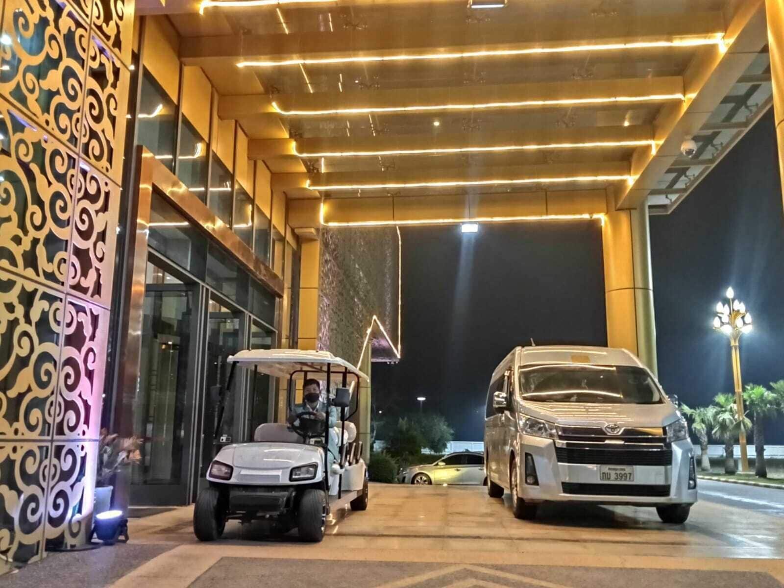 Airport shuttle