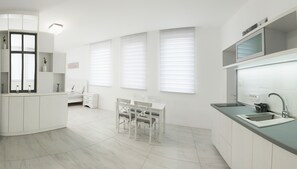 Ropa de cama hipoalergénica y sistema de insonorización 
