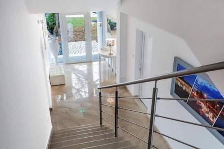 Building design. Corso Lux Apartman