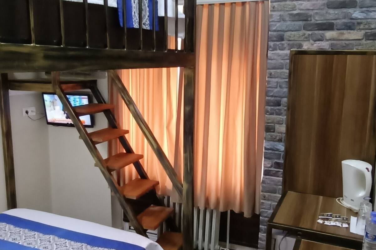 1 double + 1 single yatakli oda | 1 bedroom, free minibar items, free wifi, bed sheets