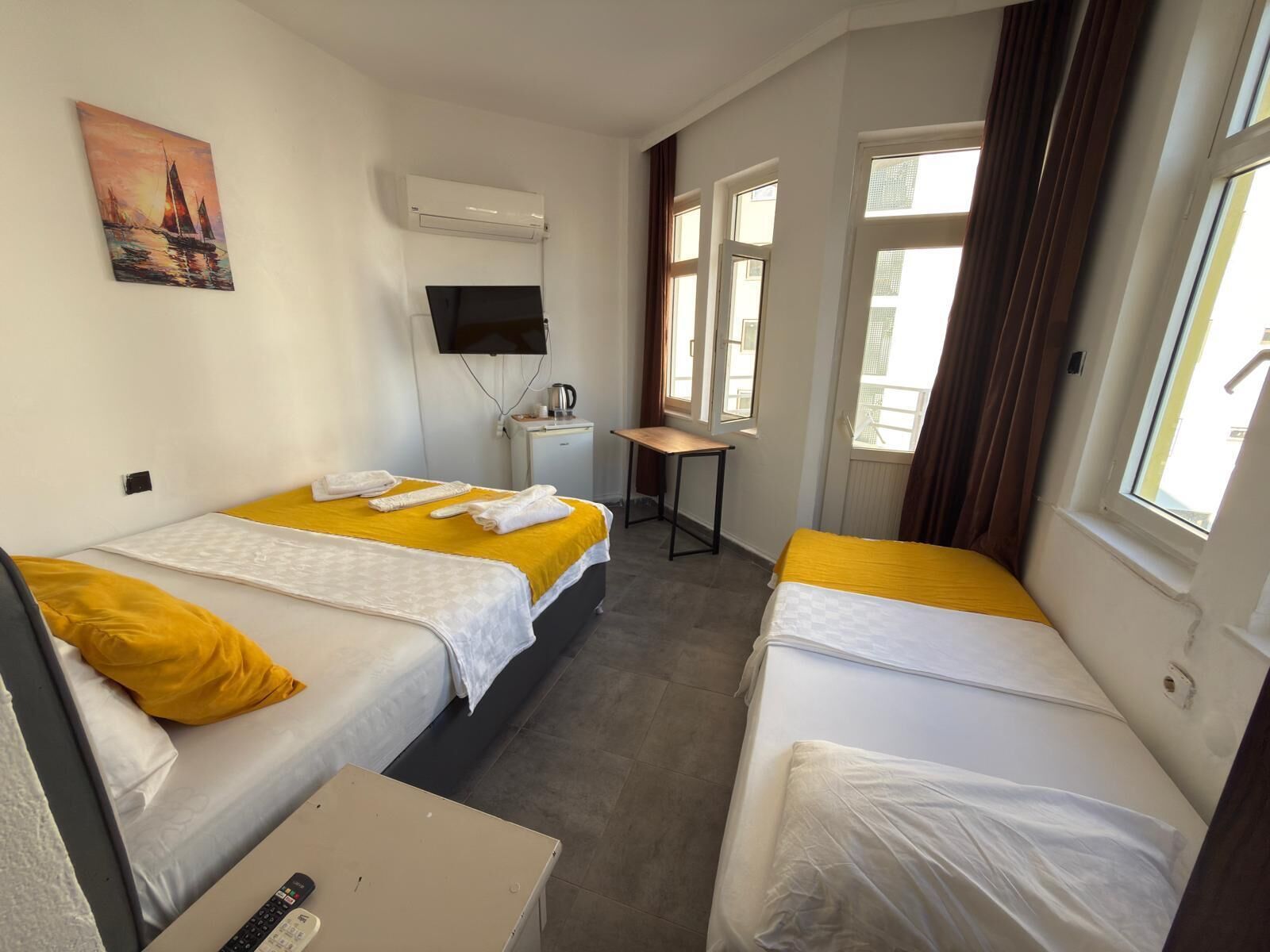 ห้องคลาสสิก, วิวสวนหย่อม | เครื่องนอนระดับพรีเมียม, พื้นที่ทำงานแบบใช้แล็ปท็อป