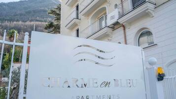 Facciata della struttura