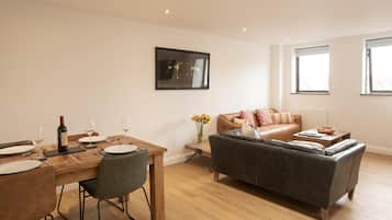 Apartment | 2 bedrooms, WiFi