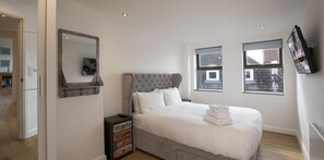 2 bedrooms - WS Flat 2 in Swindon (Swindon)