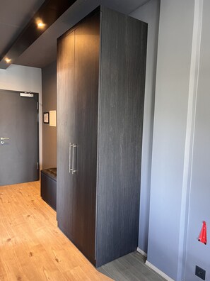 Interior entrance - TB apartment (Akureyri)