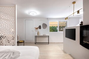 Caja de seguridad en la habitación y sistema de insonorización 